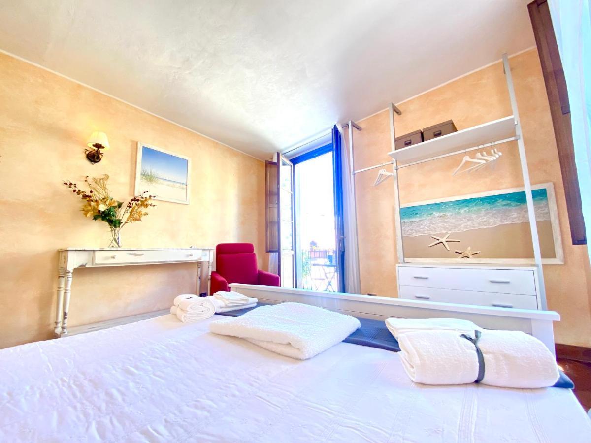 Caterina'S Charme Apartment Таорміна Екстер'єр фото